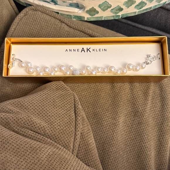 Anne Klein Jewelry - Anne Klein White Pearl Bracelet with Silver Clasp, Brand New in Gift Box, 8"